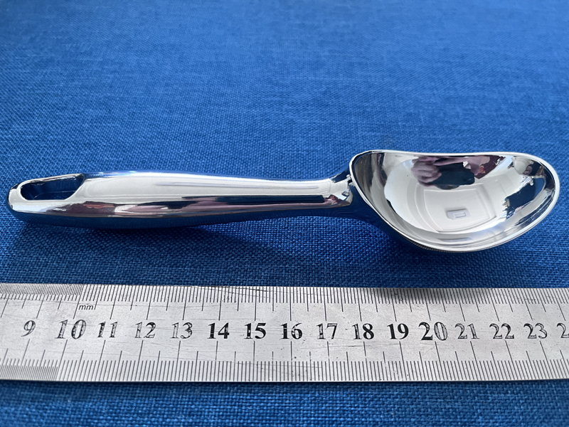 Conas a sholáthraíonn an scoop uachtar reoite ardcháilíochta nua-eisithe ó Hanjia pléisiúr agus úire d'úsáideoirí?